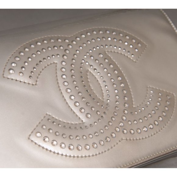 Chanel Crystal CC Strauss Wallet on a Chain (WOC) - Picture 4 of 14